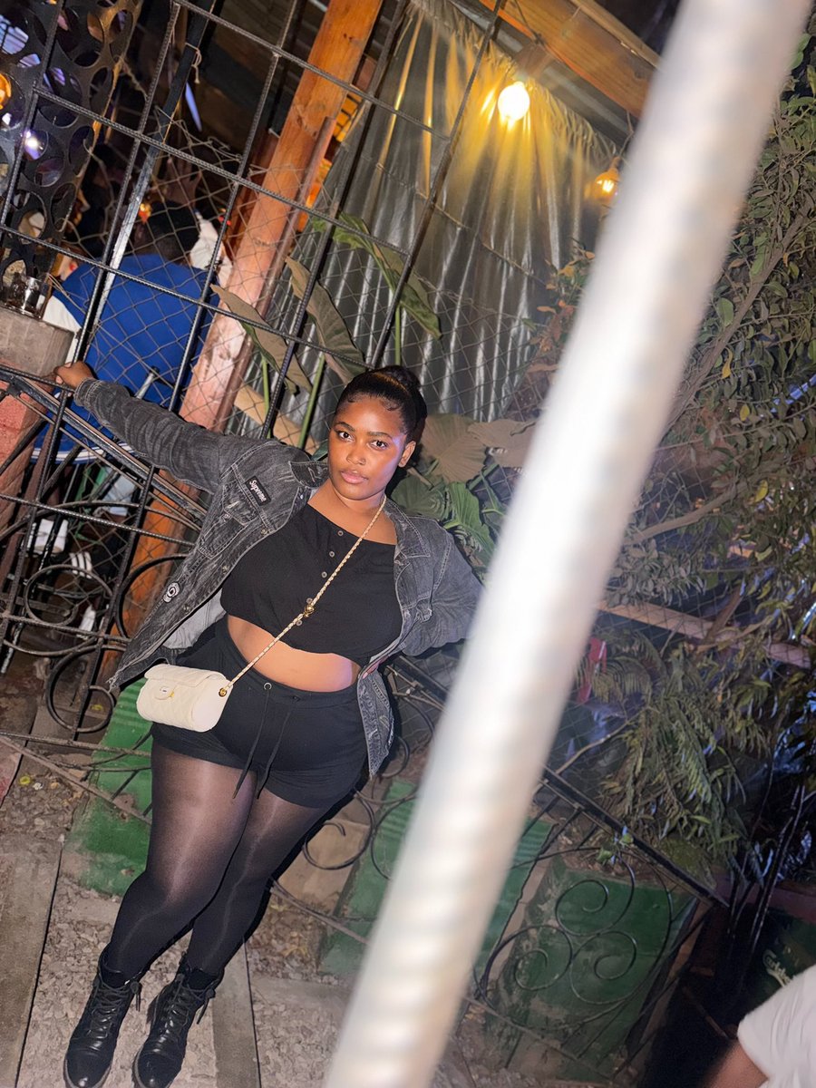 PAlfandika's tweet photo. flawed, yet still top tier…. With my big sister ❤️🥹 https://t.co/VeuNejQWU3