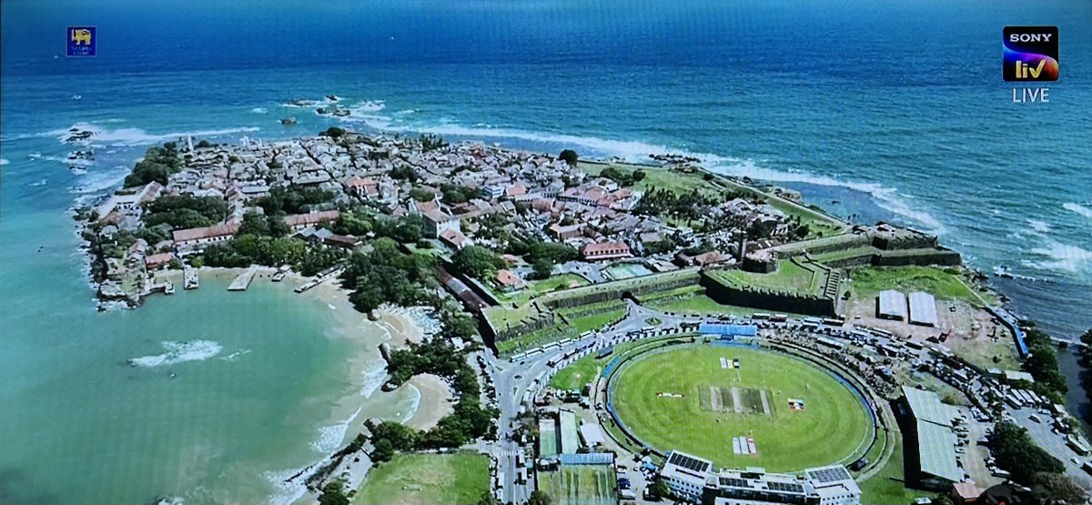 __Sn_e_ha__'s tweet photo. galle is insanely aesthetic damn https://t.co/uCUJgQT0SS