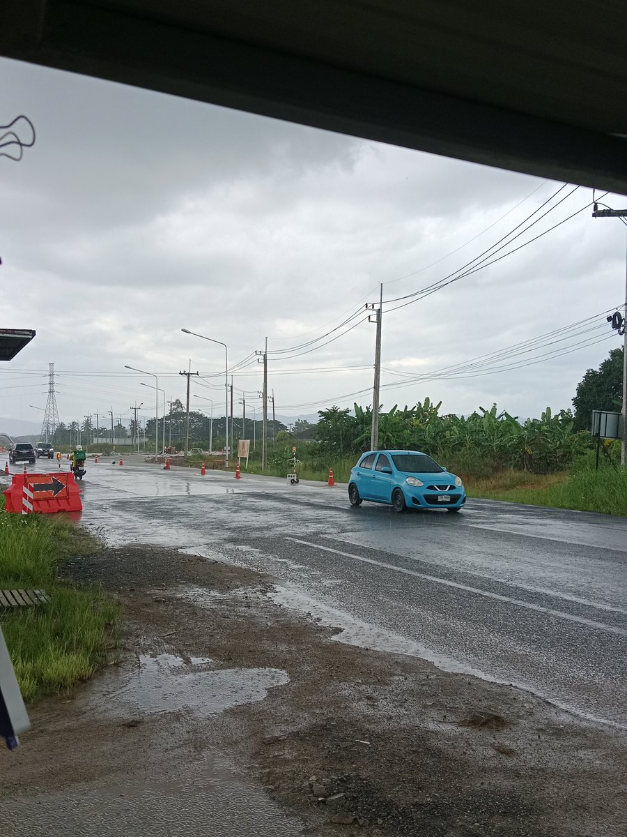 coffee2520's tweet photo. ฝนตกอยากโดนเย็ด.... https://t.co/37J4Cs2hmn