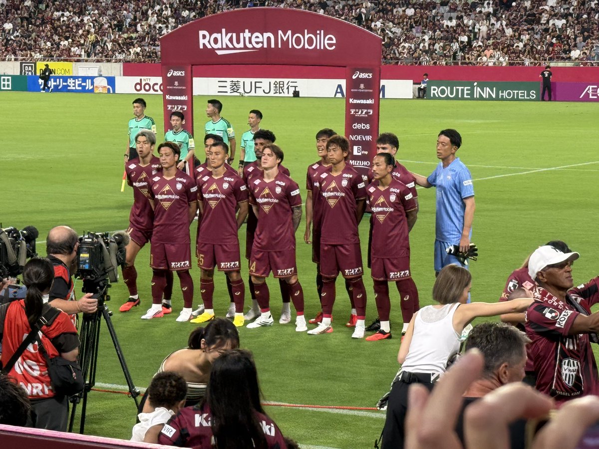 AraiElf's tweet photo. 15日の話

朝からいつものカフェでまったり後、サッカーへ⚽️

17時30分に現地集合やったけど、高速、バイパスもちろん、大渋滞😱

まぁ、楽しかったので、オールオッケー👍 https://t.co/VegKW1MAnW