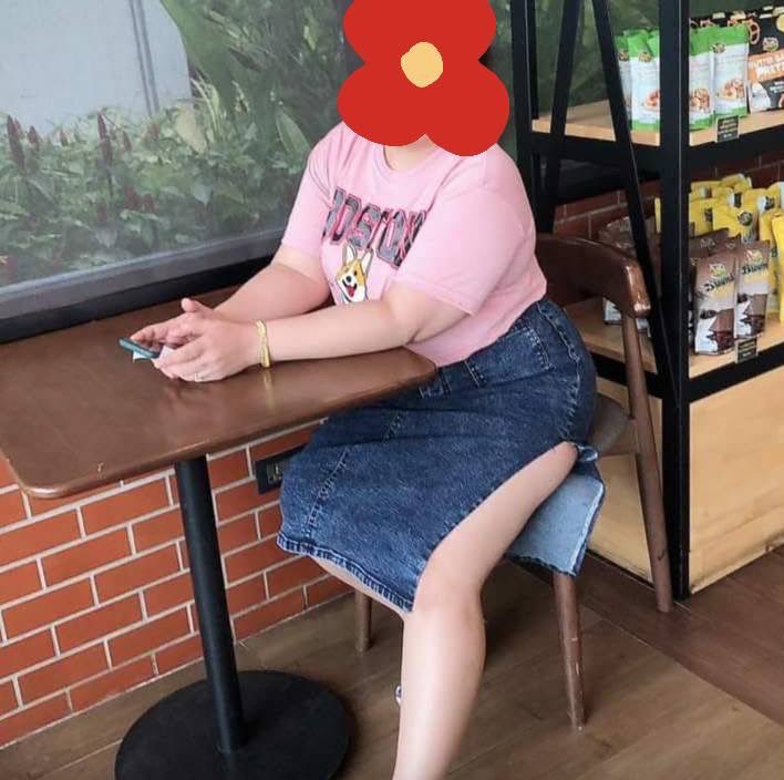 Joyce2099892's tweet photo. โลชั่นผิวหอม นุ่มละมุน🍑
บอกลาผิวแห้งที่ไม่ค่อยนุ่ม
ทาแล้วผิวดูชุ่มชื้น น่าสัมผัส 🧴

เนื้อบางเบา เกลี่ยง่าย
กลิ่นหอมละมุนติดผิว
ทาหลังอาบน้ำคือฟินมาก
สาวอวบอ้วน

800/1🌸✅✅✅
#รับงานอุดรธานี📌
#รับงานอุดร
รับงานอุดร
อุดร

𝑳𝒊𝒏𝒆🆔:  pat7457 https://t.co/QDWoTrFroi