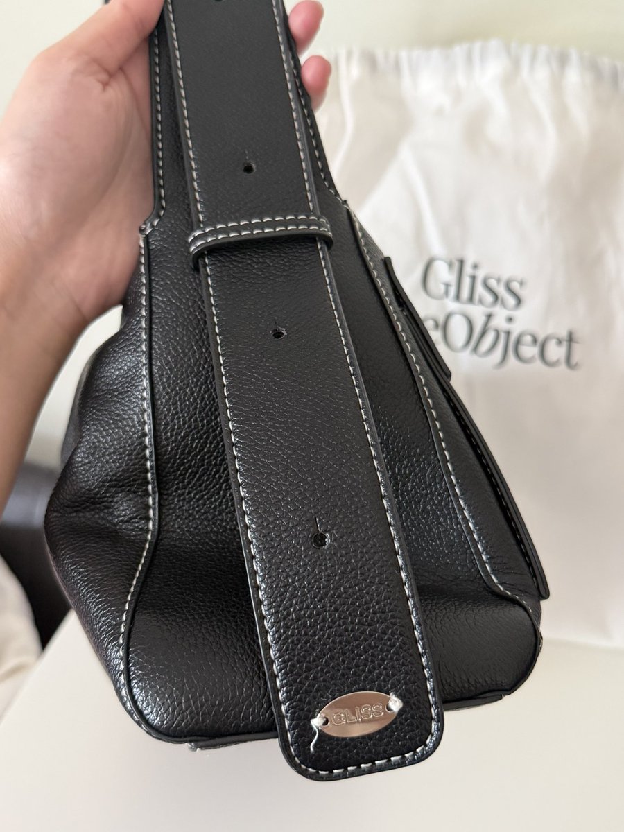 qppaiii's tweet photo. wts

🧳 ส่งต่อ glisstheobject สีดำ 
✨ 850 thb free shipping

 #ส่งต่อglisstheobject #glisstheobject #ส่งต่อกระเป๋า #ส่งต่อเสื้อผ้า #กระเป๋ามือสอง #ส่งต่อกระเป๋ามือสอง #ส่งต่อกระเป๋าสภาพดีราคาถูก https://t.co/KMKVUBrtyg