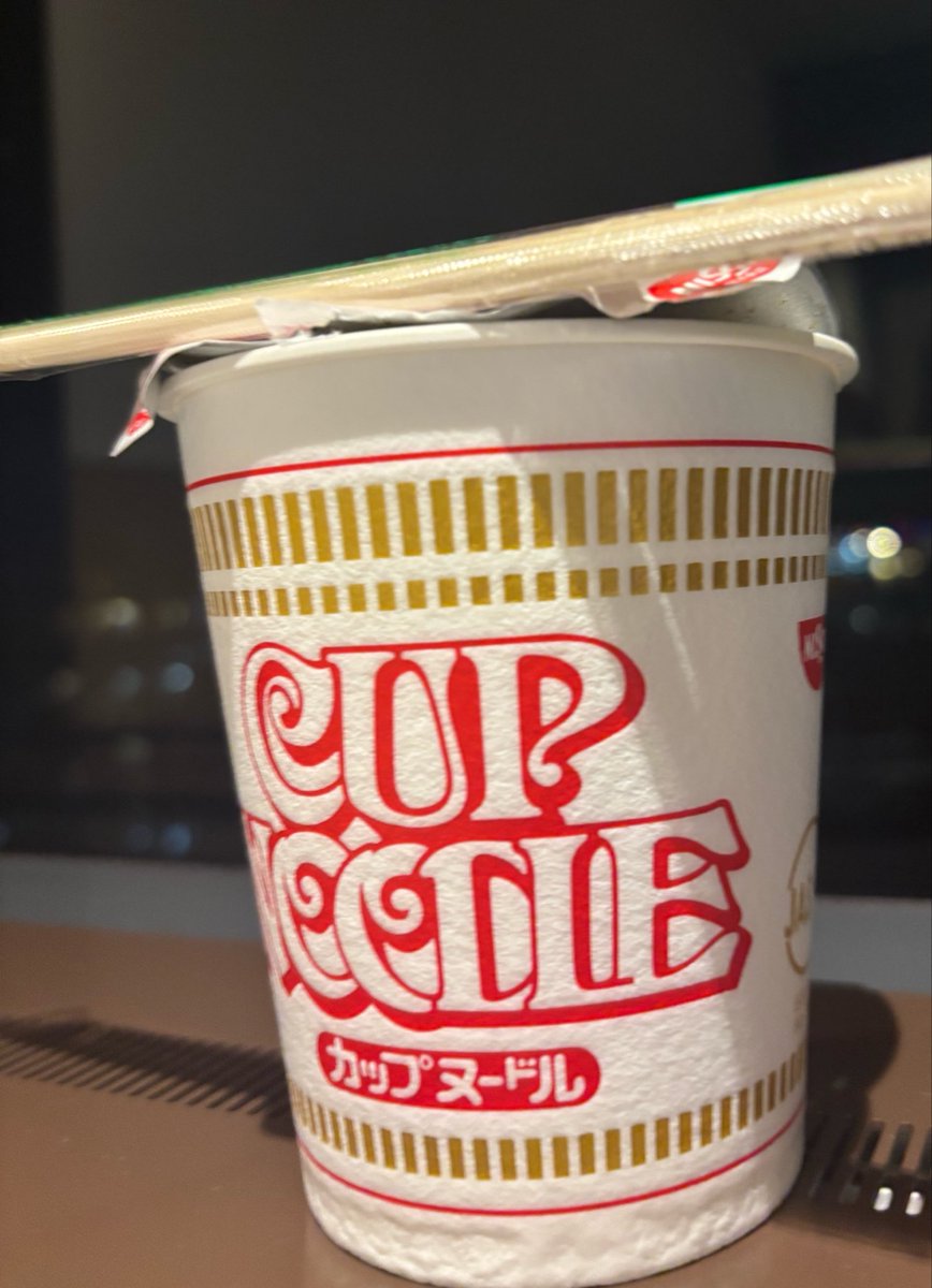 jx_plmn's tweet photo. ホテルで〆 https://t.co/LE7KMbX8pZ
