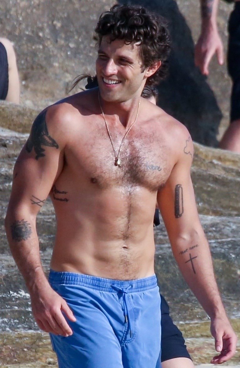 vicioushardy's tweet photo. Chay Suede, Brazilian actor https://t.co/LtfFU8pgAG