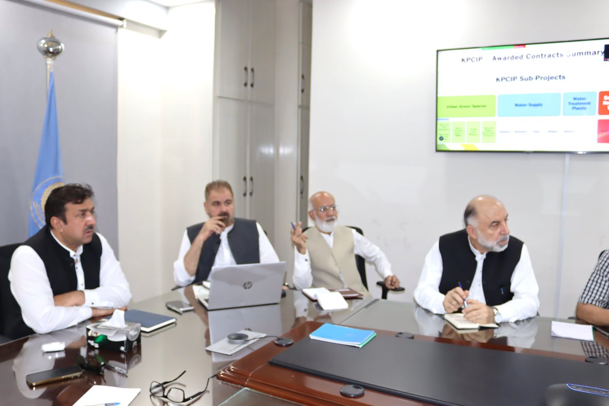 KPCIP1's tweet photo. @KPCIP1's technical, financial, and compliance team, led by Project Director Hameed Ullah Shah, briefs the visiting @PakistanADB mission on the project’s overall interventions, achievements, and implementation progress as part of the Mid-Term Review. https://t.co/UOwAuY8y5C