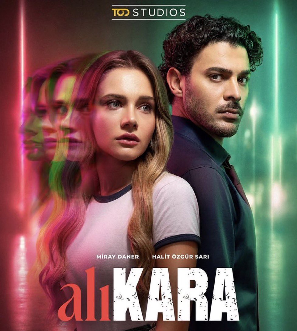 mycapella01's tweet photo. Başrollerini #HalitÖzgürSarı ve #MirayDaner’in paylaştığı #Alıkara’nın afişi yayınlandı. 🔥 https://t.co/xfb6NO9bk9