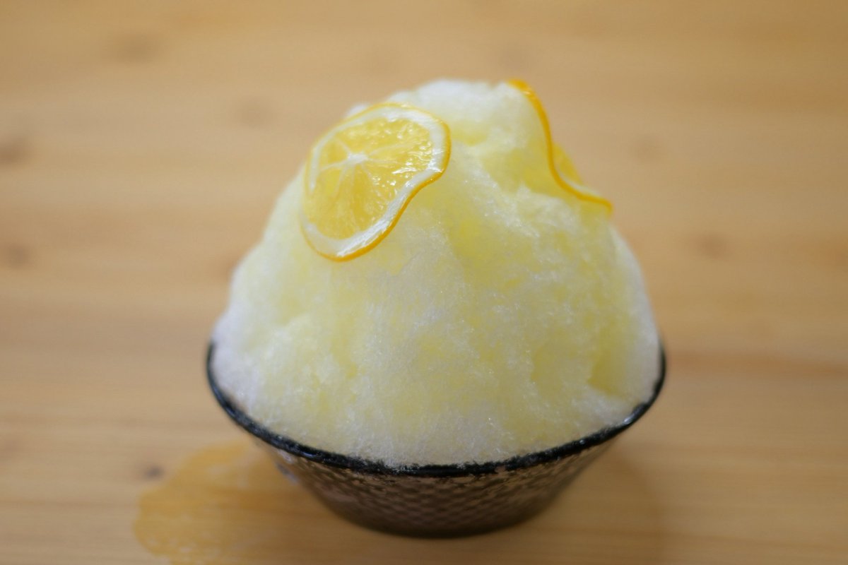 naclkclrbcl's tweet photo. 2026/8/8 コーデ日記

夏の思い出🎐
お盆休み中に、毎年おなじみのコーデで旦那さんと風鈴まつりへ！
楽しみにしてたかき氷、今年は蜜漬けレモンが乗っててグレードアップしてた😄 https://t.co/HPxZFO3IRJ