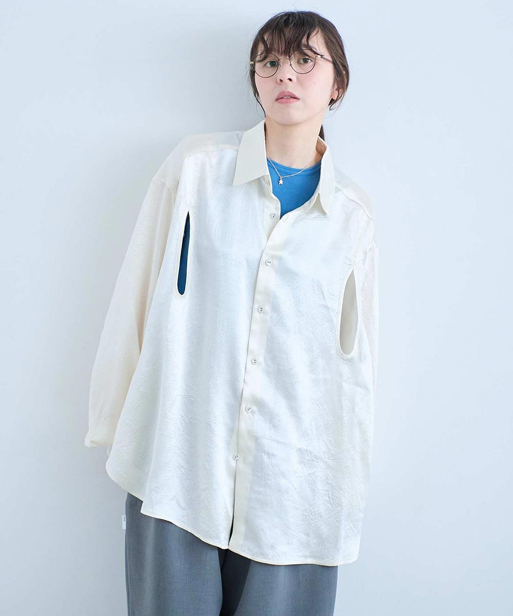 I am I MARGARITA SHIRTS すっきりとした佇まいの中に、 遊びと軽やか