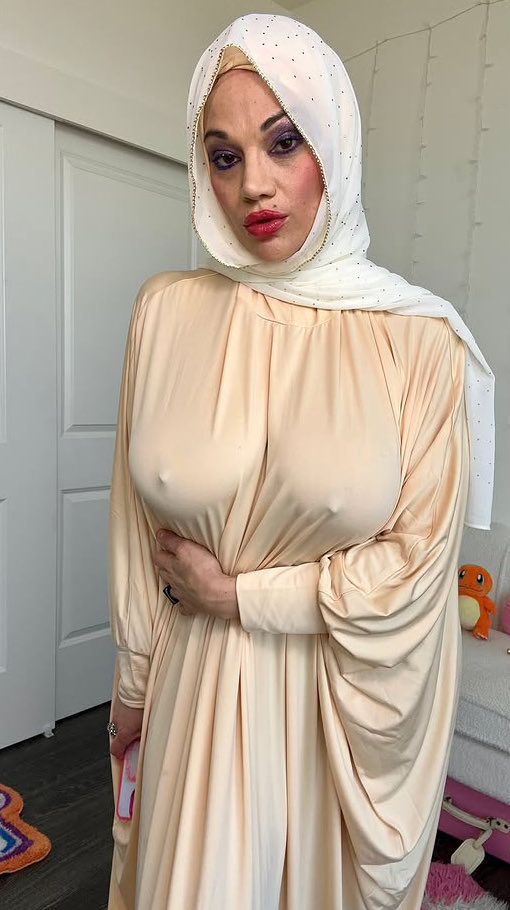 Mizofree90's tweet photo. بجد بعشقها ملتزمة متدينة طاهرة 😍❤️ https://t.co/mDXTaEjdo1