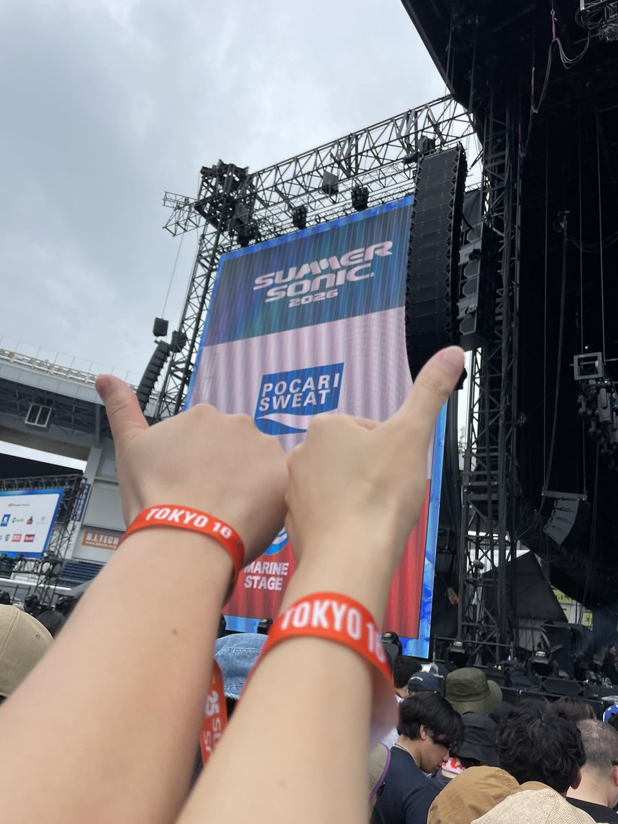 minmineats's tweet photo. 移り行く世界の片隅で君に会えて嬉しい♪ https://t.co/vHjo92wIcD