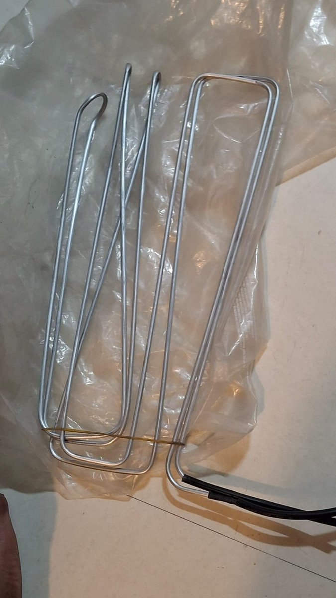 SLiveyoungue's tweet photo. @whirlpool_india Service Request Number THA08082629750 fridge purchased  after an year. Technician quoted 7500 rs for the  heater coil replacement.its a product failure of Whirlpool and i wish to know the proper root cause, after an year of purchase i am no where in a position to bear this cost. https://t.co/LdefWZMkFq