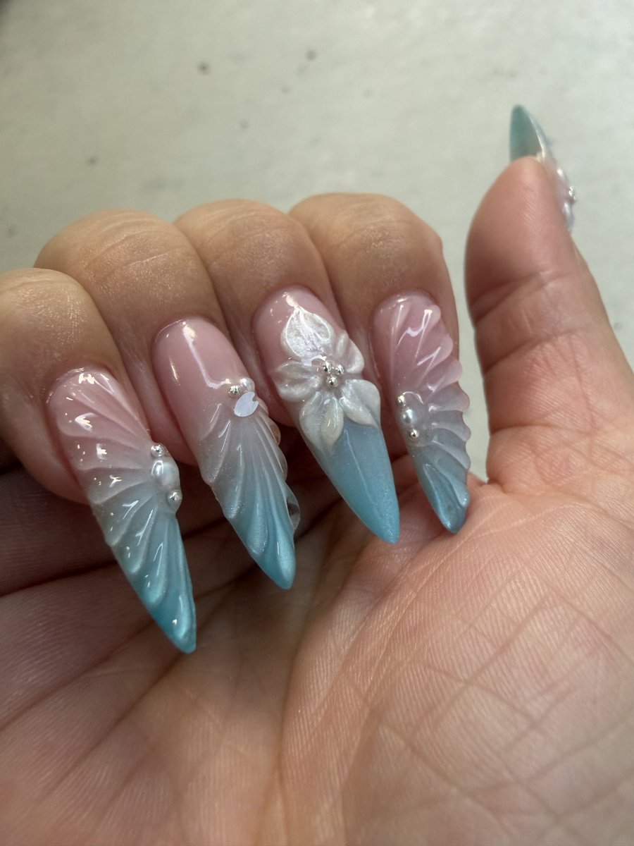 CELEBF_SUMIRE's tweet photo. NEWnail💅✨LASTSummer✌🏻 ̖́-🩷 https://t.co/e0jxzTzaVE