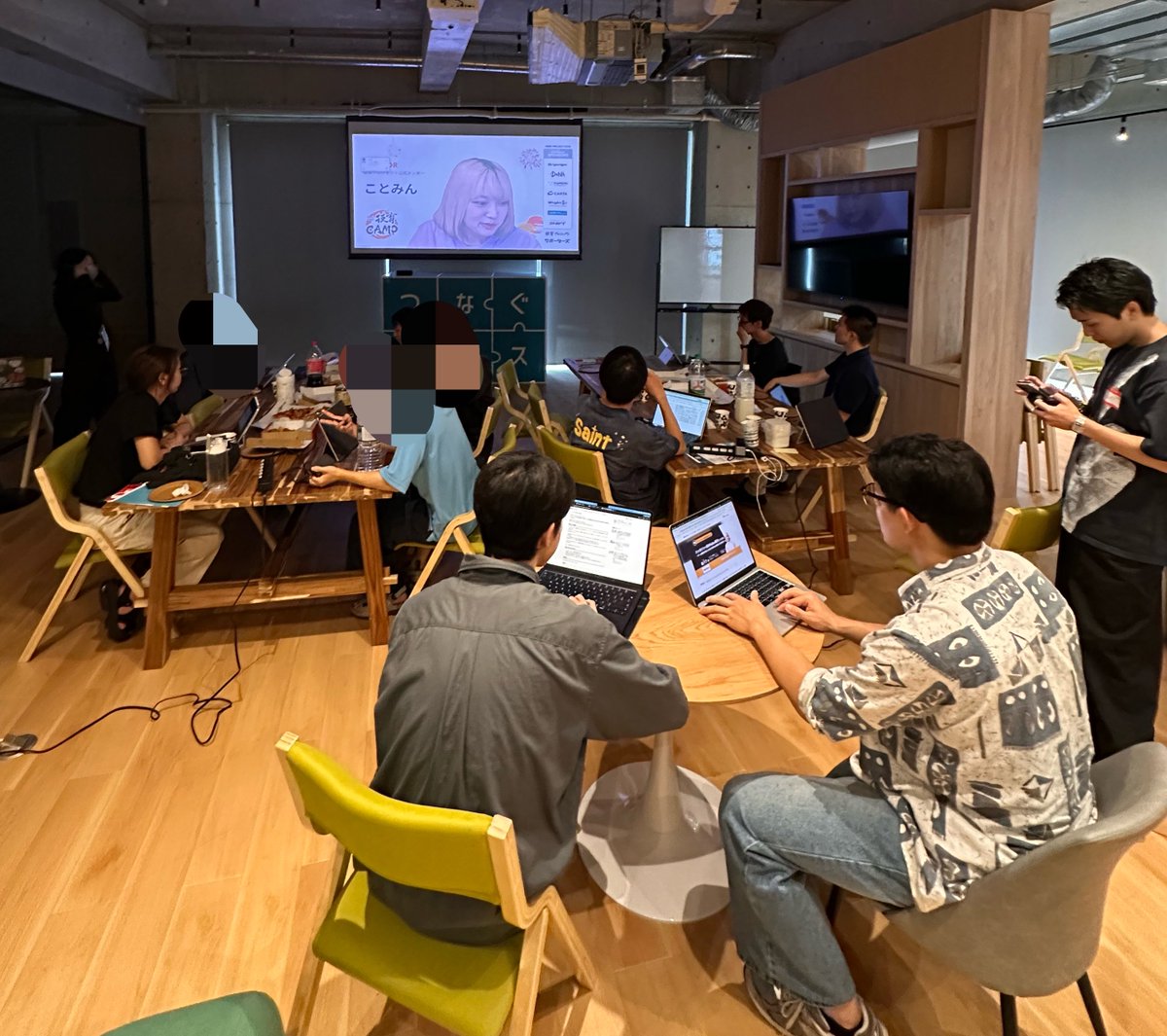 ut42tech's tweet photo. れちさん(@tototoma_10 )と共に、つなぐベースにて、エンジニア学生MEETUP@長崎を開催!
交流しながら、ことみんさんにGitを教わります!🙌
みなさんご参加頂きありがとうございます!😭
#技育プロジェクト #技育CAMP #ChoTech https://t.co/jwhXAl9yEp