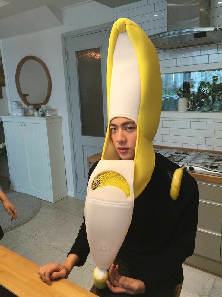 0613__yfeBTS's tweet photo. バンタンの長男がこの人なのどう考えても最高でしょ https://t.co/uS5AeJ5abF