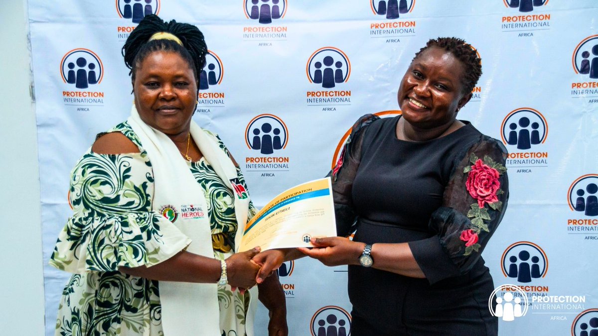 PI_AfricaHub's tweet photo. Participants received certificates at the end of the Her Voice, Her Power Coast regional training, marking the completion of the sessions and their commitment to strengthening their knowledge and skills around holistic protection.
#HerVoiceHerPower #DisabilityInclusion #HolisticProtection #defemdersbeyondlimits