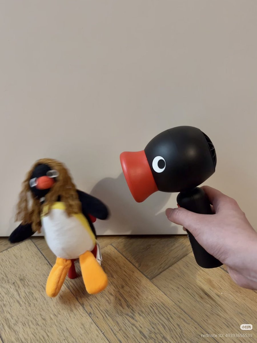lavjuy's tweet photo. PLIS KIPAS ANGIN INI LUCU BANGET 😭 anginnya keluar dari congor pingu 🤣 https://t.co/klM0SaVpNP