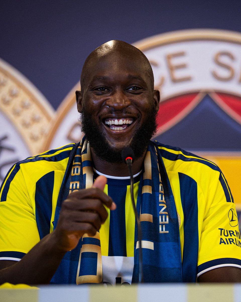 afrikafutbolu1's tweet photo. 🚨 Fenerbahçe, Lukaku'yu UEFA listesine ekledi! https://t.co/D53VF06LqO