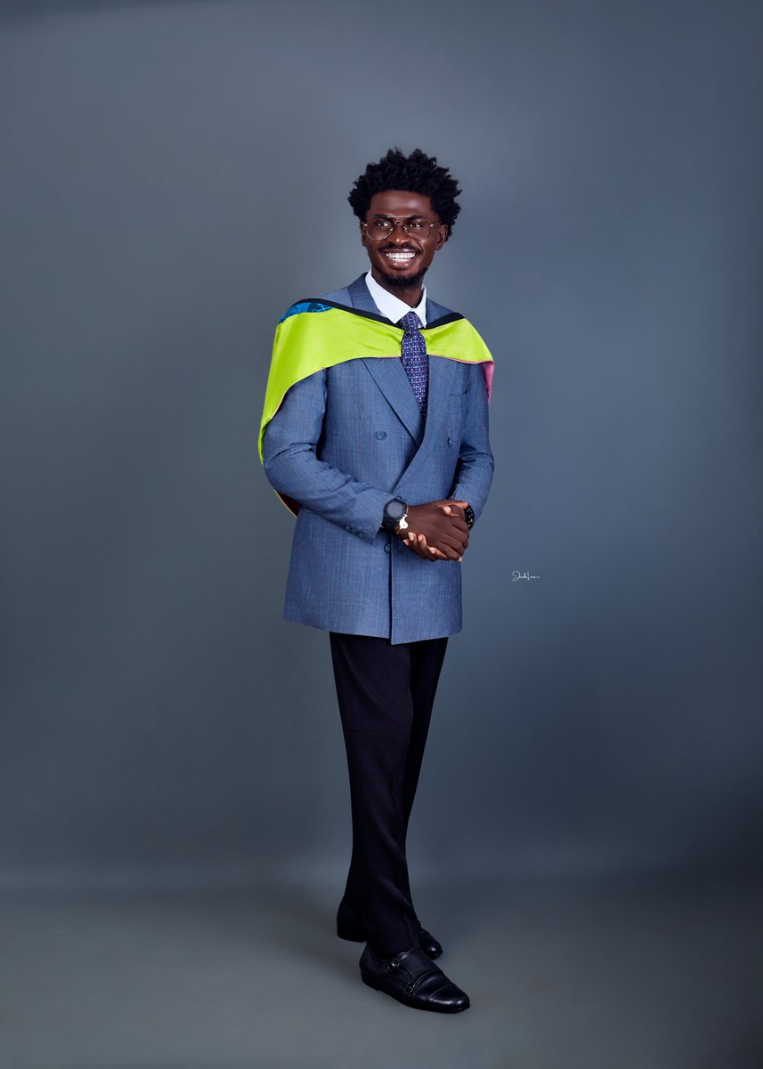 Mide_of_Africa's tweet photo. Lawal Ayomide Gideon, https://t.co/lqmYYGN0pG. Electronic &amp; Computer Engineering, GMNSE,  P-E.COREN.

LASU Scholar '22 | MCN Fellow '24
Ex-Programs Lead, SPE.
Ex-President, WIKI Fan Club LASU
Various leadership roles, RCF.

All by God's grace &amp; family's support 
#LasuConvocation https://t.co/sb2TAiaULo
