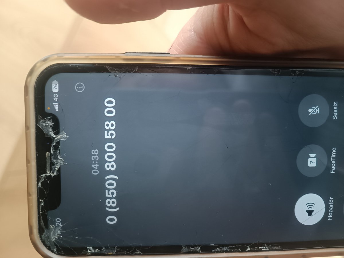 siryattara's tweet photo. @netspeedtr üzerinden internetmi taşıdım 48 saat içinde tamamlanirr dediler geçen salı aradan bir hafta geçti baglanmadı üstüne kendi Internetimde gitti. Müşteri hizmetlerini aradım5dkdir müzik dinletiyorlar. Önermem uzak durun ben bu yazıyı yazarken hala muzik dinliyorum 7 dk https://t.co/nHvetEADTv
