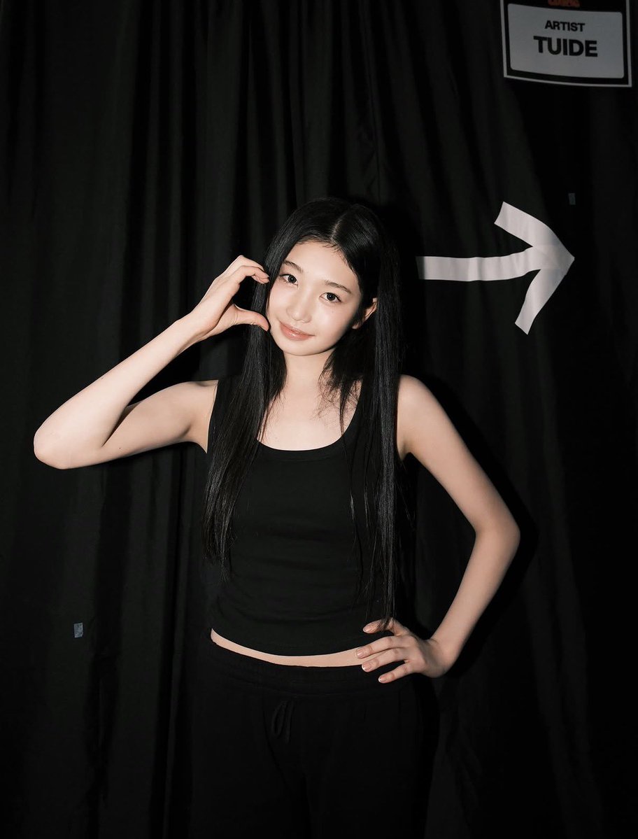 saki_tuide's tweet photo. ➊ did you spot the “artist: tuide” sign? that feels unreal, we’re debuting very soon! 🔜 
➋ just me hiding behind the playground 
➌ my bestietude (@jiapakr) 👯‍♀️
➍ bestie(s)tude, full team version https://t.co/tBC4Yd2ZSI