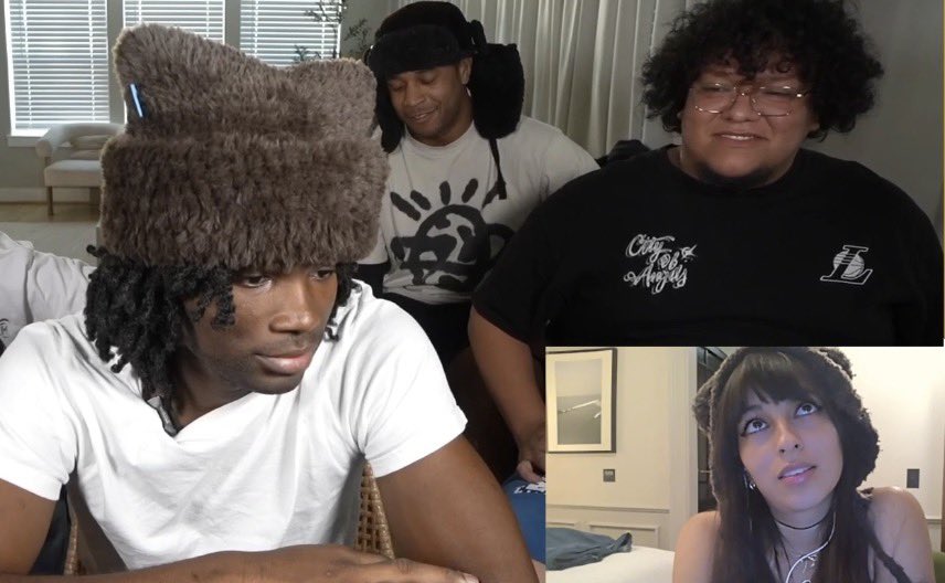 KuroNovatt's tweet photo. I just noticed kanel and suki are matching the hat cat thing or whatever that is https://t.co/kid7I8GIS9