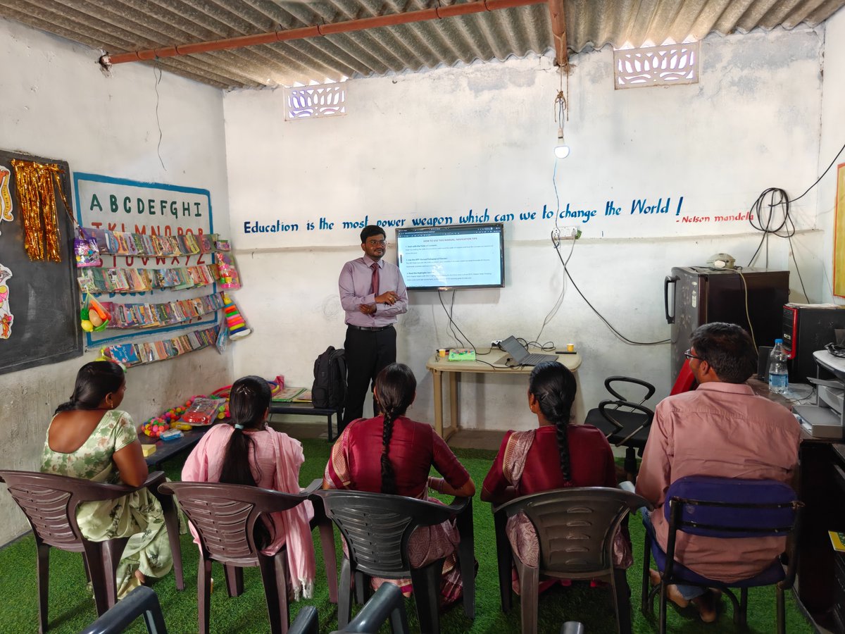 Fefdy_Official's tweet photo. 📚 FEFDY Teacher Training | Soumya UPS School
FEFDY trained 5 educators on the Destiny Navigators (DN) Term Curriculum, focusing on activity-based learning, child psychology, lesson planning & LMS integration.
Empowering educators. Inspiring learning.
#FEFDY #TeacherTraining https://t.co/vmfq8tQLB6