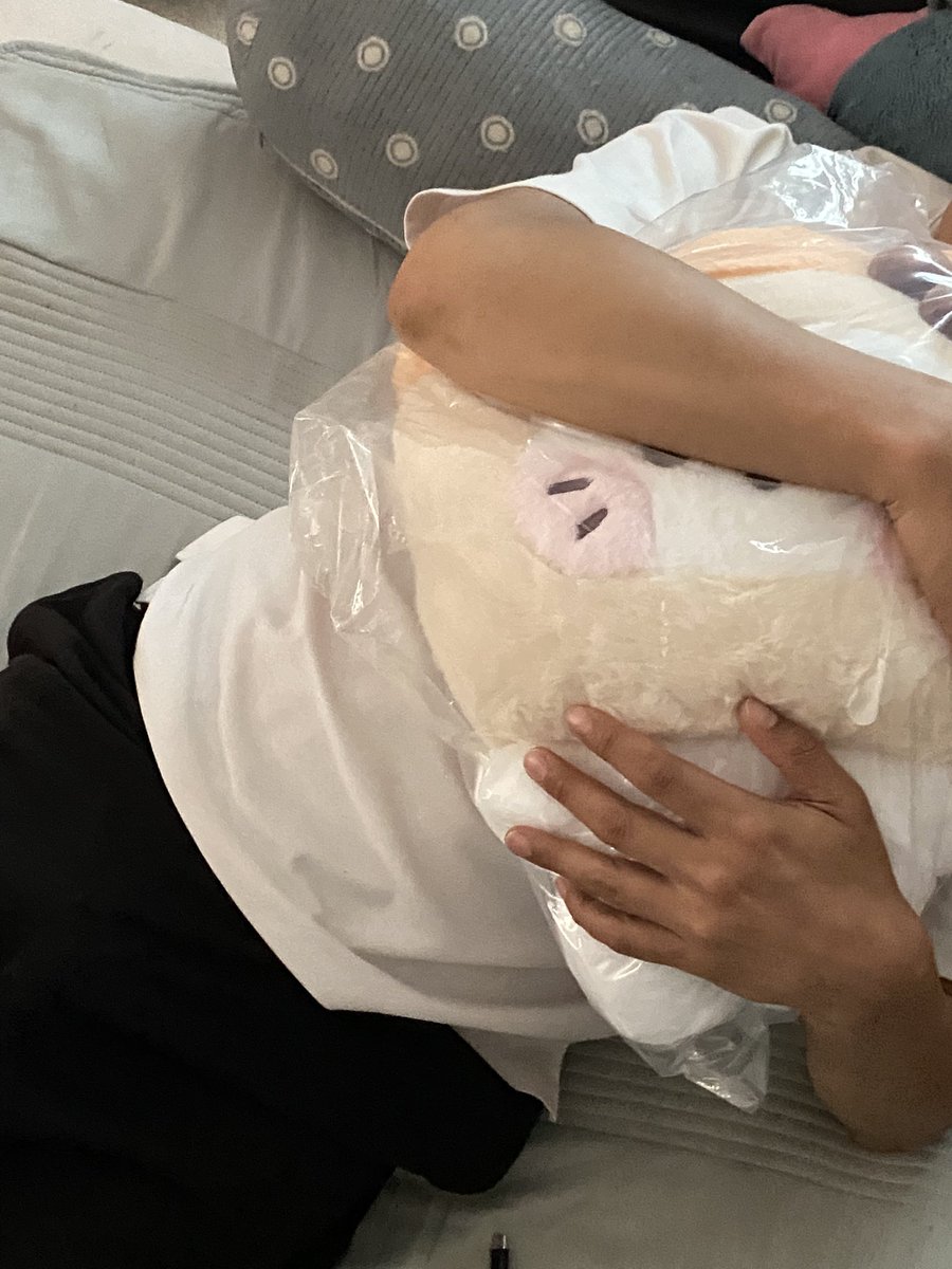 yulovesmee's tweet photo. 집에 오니까
몰래시킨 버블냥이 아빠한테 안겨 있었고…. https://t.co/XYIRV5M2kq