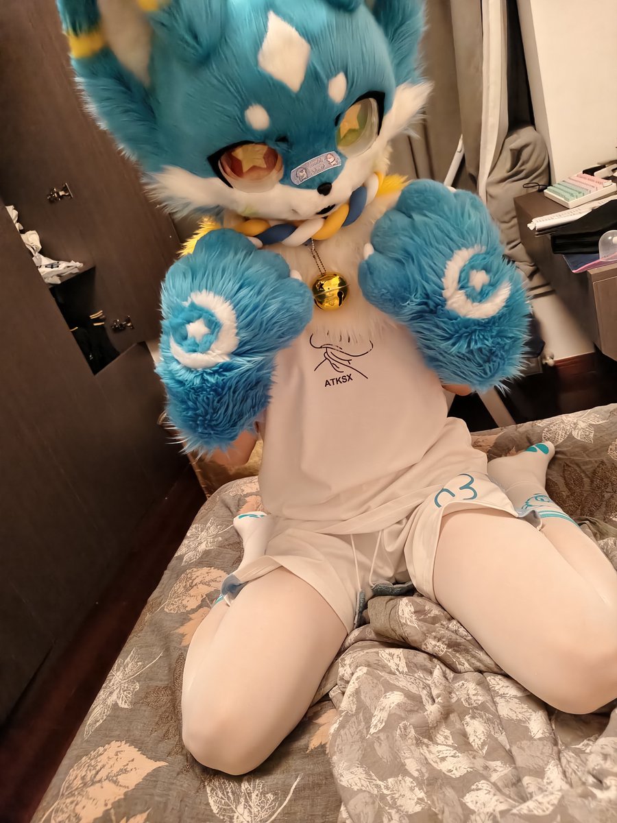 ychfurry0501's tweet photo. 你不是说你最喜欢我了吗 https://t.co/vxNM4NsfRo