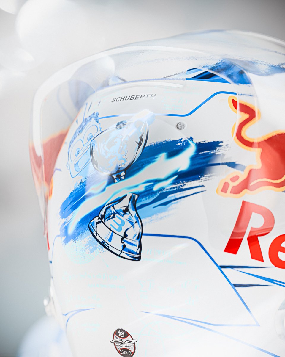 redbullracing's tweet photo. Obsessed with every detail 🤜🤛

#F1 || #DutchGP 🇳🇱 https://t.co/qpGkpNxUJj