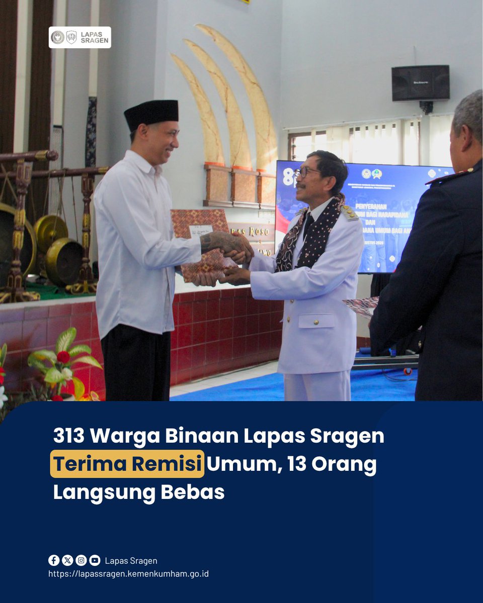 lapas_sragen's tweet photo. 313 Warga Binaan Lapas Sragen Terima Remisi Umum, 13 Orang Langsung Bebas https://t.co/vNgjtDX2Mj