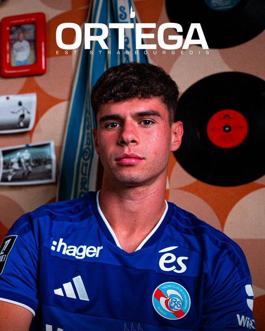 Bluecoxtra's tweet photo. 🇪🇸 Jacobo Ortega is eager to play. Relax, boy. Panichelli won't be available for the time being.

Strasbourg boys will spoil you with vibes 🕺😂 https://t.co/n9dE3004zl