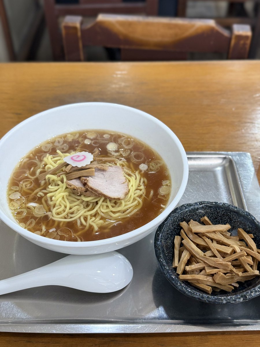 _LUNABOT310_'s tweet photo. 〆にラーメン
今月健康診断だけどメンマラーメン麺少なめにしたから何も影響ないと思う

#赤坂味一　#船橋 https://t.co/HqO71ttYRO