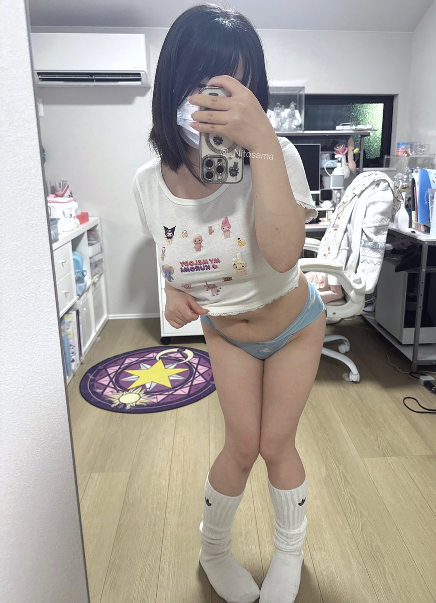 にとさまさんのエロ画像、2026年08月17日18時49分29秒に投稿