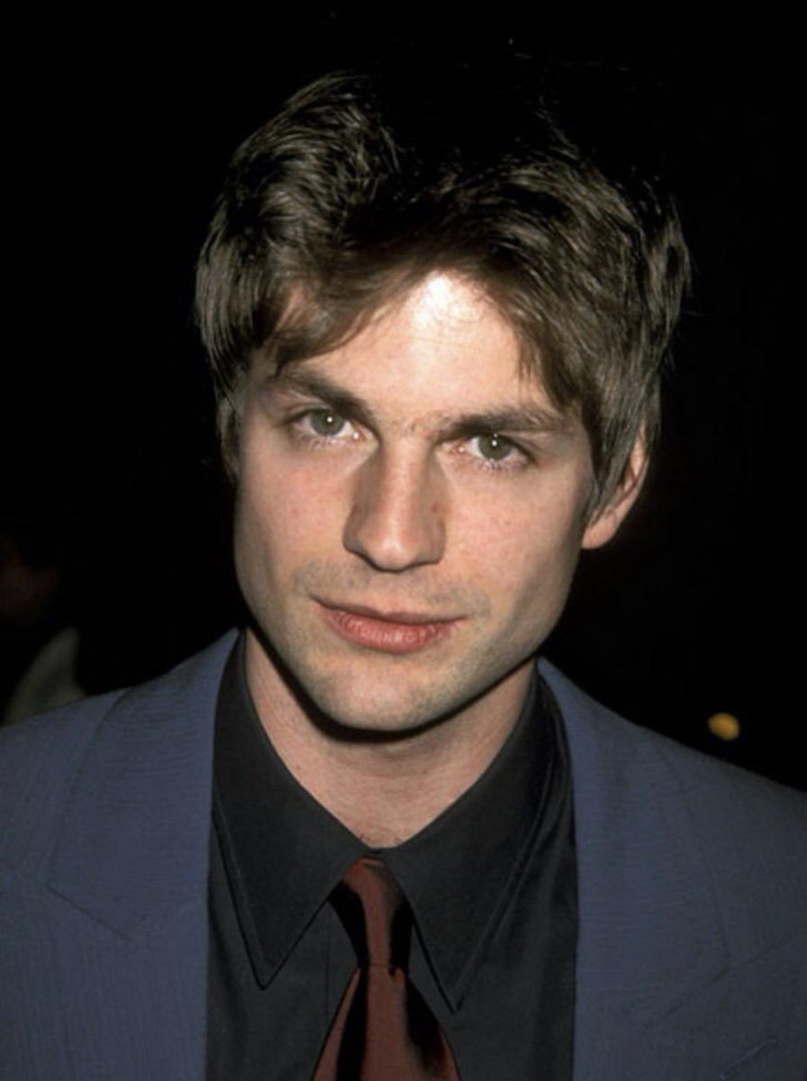 l4n4d3lrey_'s tweet photo. gale harold the man you are https://t.co/vBjph2S1xK