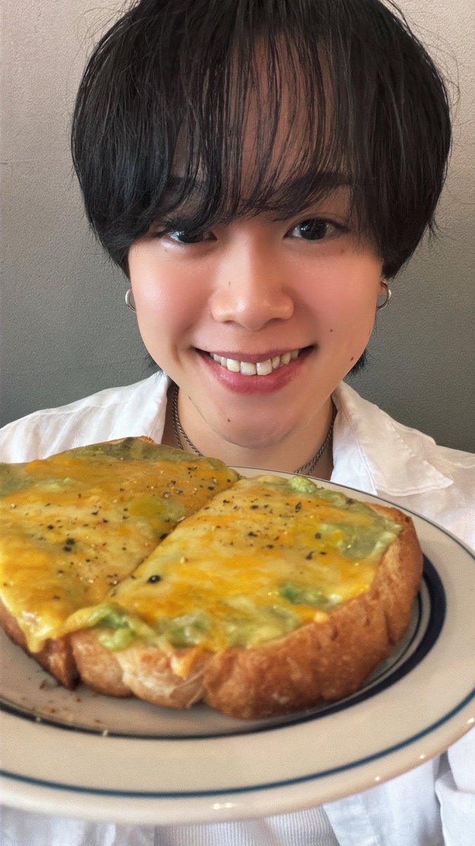 kyo_suke1205's tweet photo. 郡山のカフェ☕️
サンドウィッチとカフェオレ❤️‍🔥 https://t.co/TnnEOeoUzb
