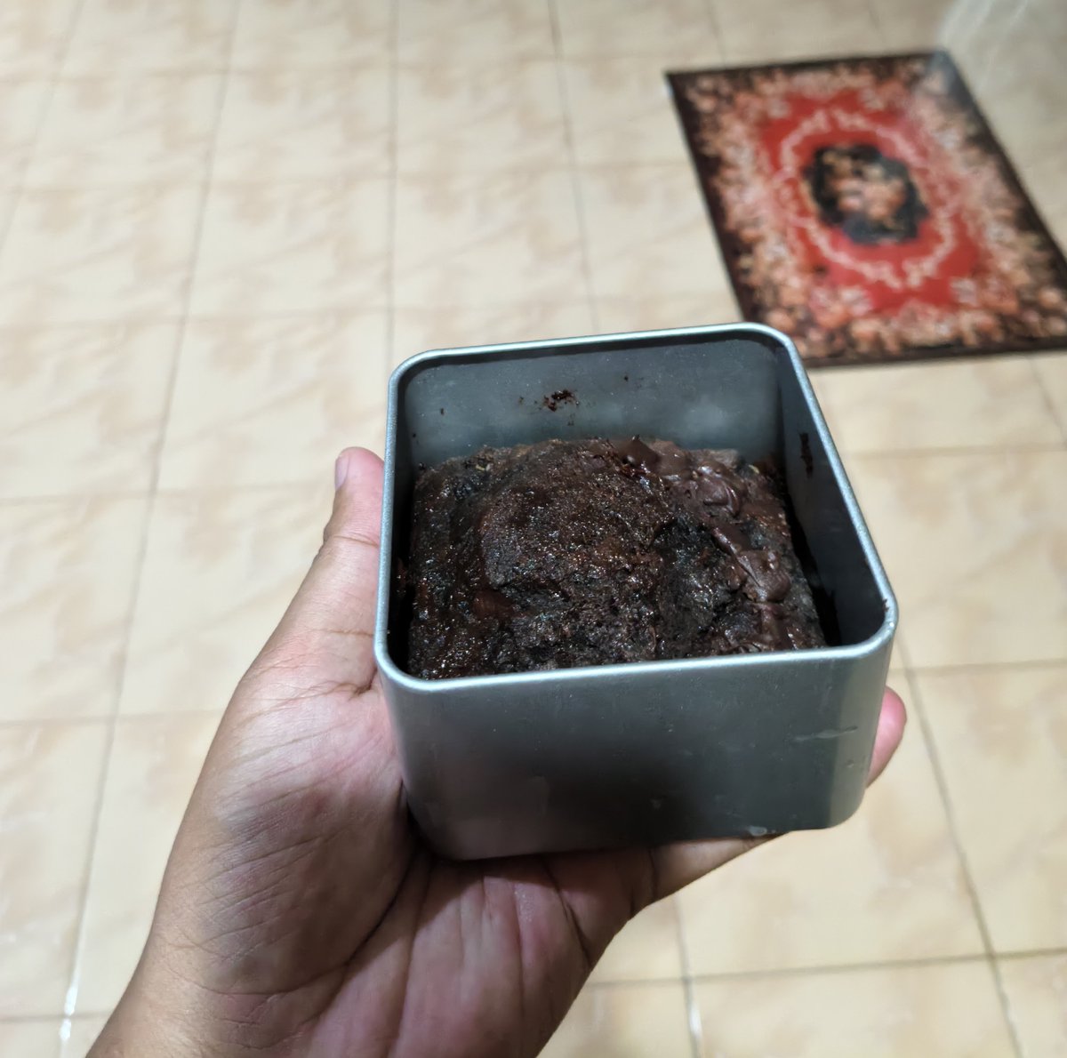manxxsz's tweet photo. First time try scoopable cookies ni, ingatkan biasa je. sekali ngap terus ketagih! Sampai repeat order 4 terus sebab tak cukup 🤣😋

​Dia jenis soft dough tau, bila gigit tu memang cair dalam mulut! Setakat ni seller ni ada 2 flavor je, Nutella Callebaut dengan Kunafa Black Out. https://t.co/Eb4r4JTWvU