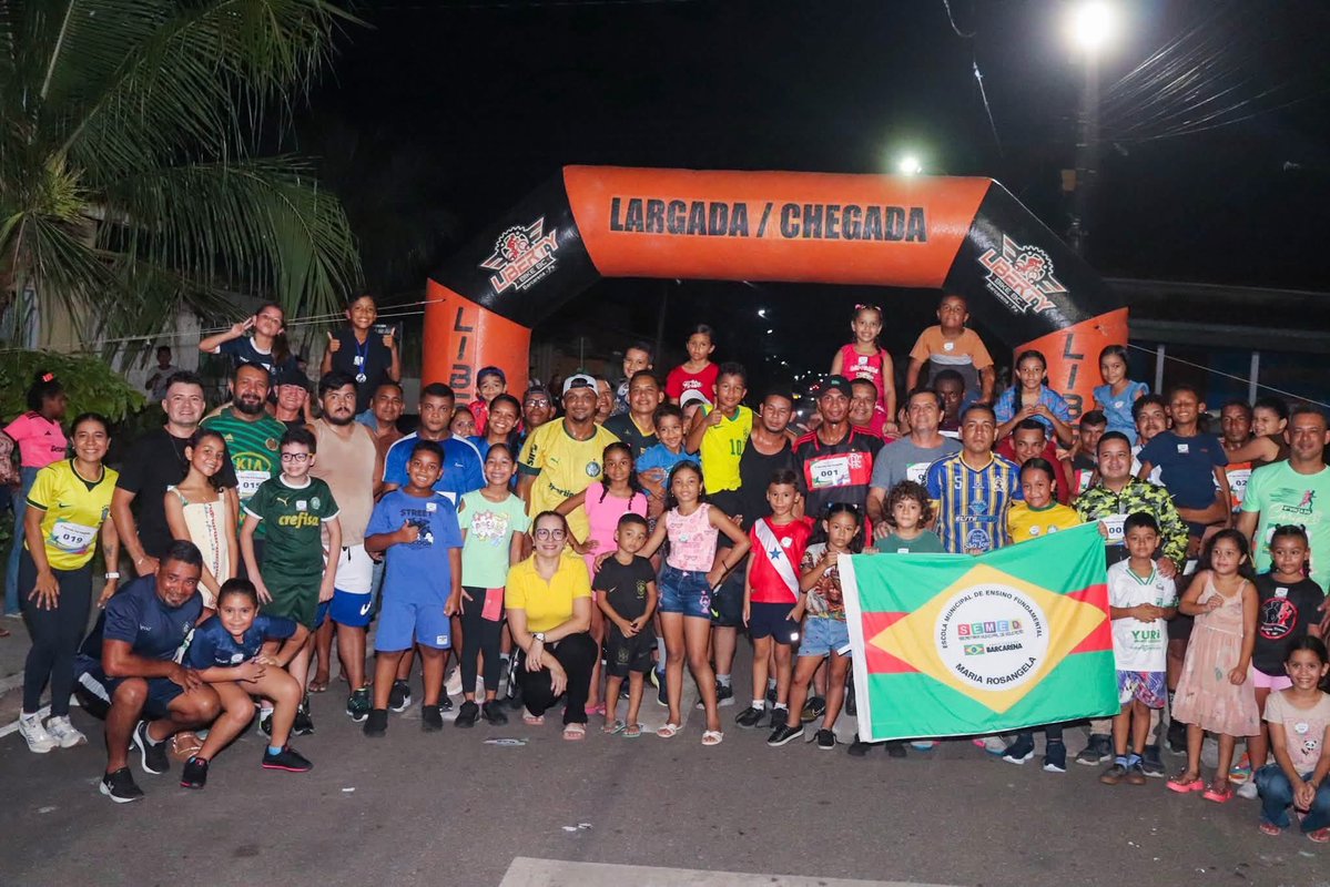PrefBarcarena's tweet photo. A Escola Municipal Maria Rosângela, localizada no bairro da Pedreira, em Barcarena-Sede, realizou a 1ª Corrida dos Pais, além de jogos e atividades recreativas em homenagem aos pais e responsáveis pelos estudantes da unidade. https://t.co/SOREnFxcnZ