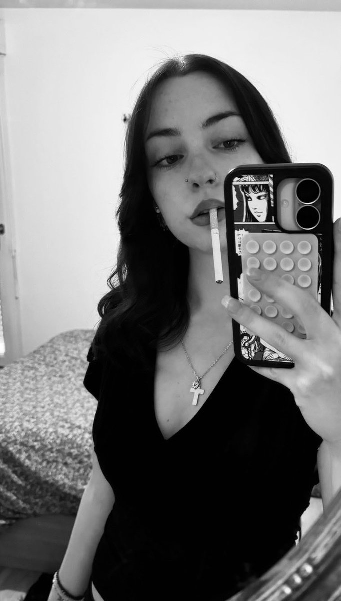 yll33n's tweet photo. i need more moots so it's time for an intro (&amp; probably the only face reveal i'll ever do)🧚🏻‍♀️
𝓝𝓮𝓵𝓵, 25, 5'8 
i mostly post when i'm high or bored tbh
nana, adv time,  junji ito, tokyo ghoul, supernatural, the nbhd, billie eilish
&amp; i LOVE my cat, he's my baby

ifb everyone🩶 https://t.co/eeggZtdsRy