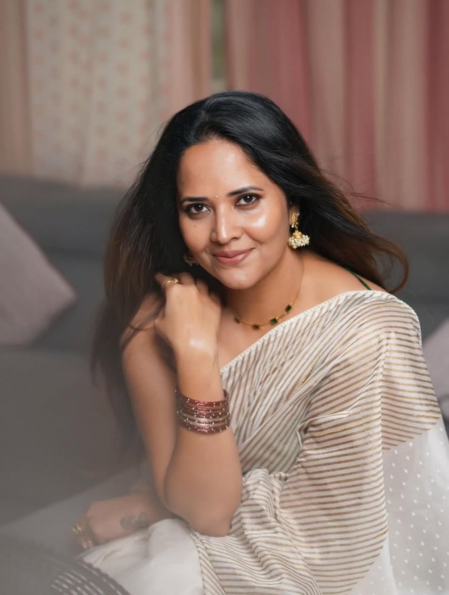 Anasuya_Fan_20's tweet photo. #anasuyabharadwaj 💥 https://t.co/0FN0MDeG9Z