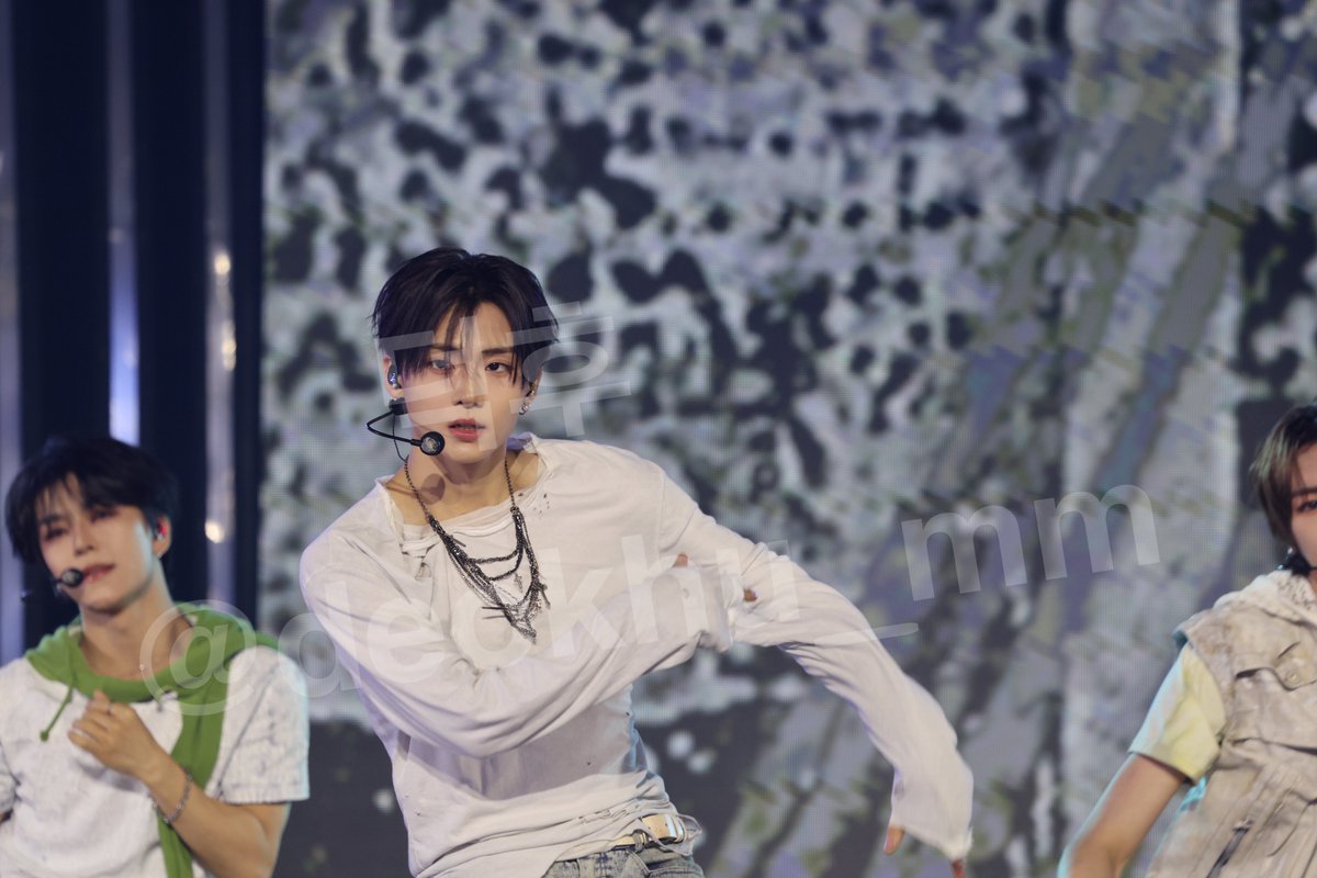 deokhu_mm's tweet photo. 260809 SBS 가요대전 썸머 사후판매
레카 블루카펫 + 본공연 S1

ALPHADRIVEONE
ZEROBASEONE
RIIZE
izna
ATEEZ
MEOVV
BABYMONSTER
NCTWISH
KICKFLIP
BabyDONTCry
ALLDAYPROJECT
XIKERS
NEXZ
AxMxP
IDID
EVAN 희승
DINO
YENA 예나
데이식스 Day6 원필
NCT 태용

대리 DATA 댈찍 데이터 https://t.co/1xkJtCmjF1