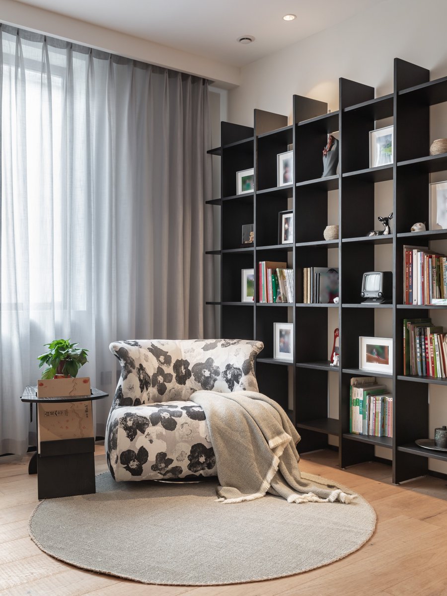 ShantaeVer1mgn's tweet photo. Little apartment upgrade this weekend — turning that empty corner into a cozy reading nook. Small wins feel huge! https://t.co/VeOkOrsRzS