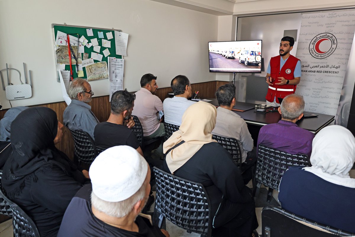 SYRedCrescent's tweet photo. For families of the missing, hope begins with answers. Marking the International Day of the Disappeared, #SARC volunteers introduced 124 people in #Aleppo to services for family reunification and tracing missing persons in partnership with @ICRC . https://t.co/W2gIPRC3V2