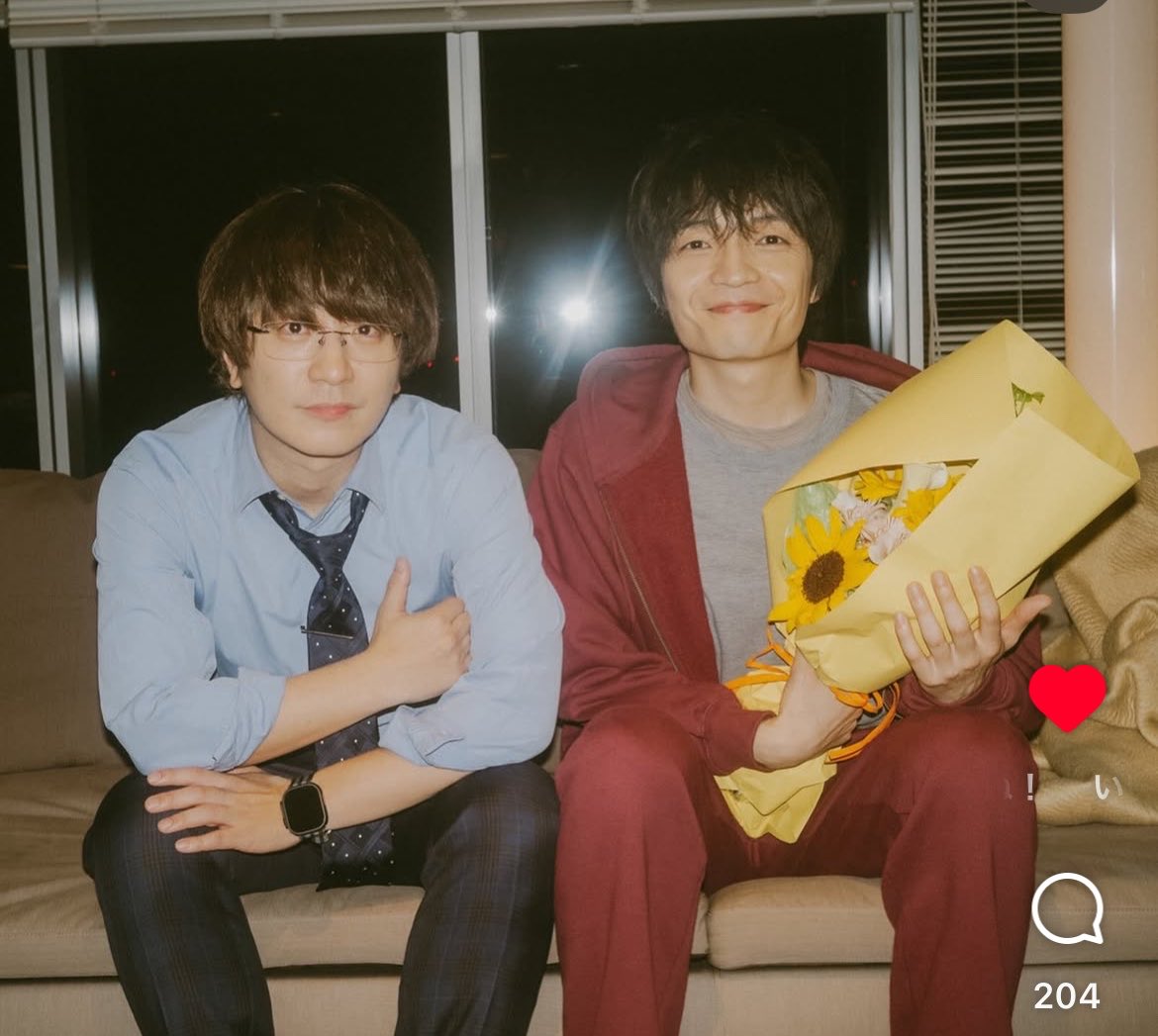 nonta___uu's tweet photo. インスタで流れてきて
岡山天音さんなんで小宮とツーショ❓って思ったらセカオワの人だった https://t.co/ZzAAkCucda