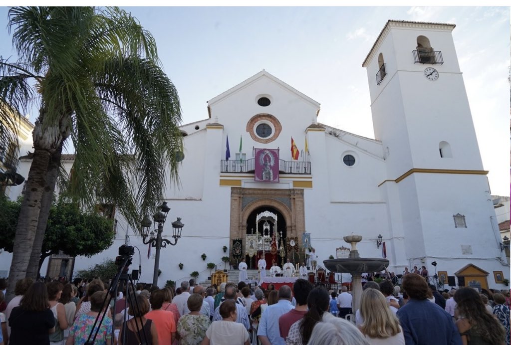 CoinVeraCruz's tweet photo. JUNTO A NUESTRA PATRONA 💚

Una semana acompañando a Nuestra Señora de la Fuensanta, Patrona y Alcaldesa Perpetua de Coín, en el Triduo, la Solemne Misa y su Procesión.

Nuestra felicitación a su Hermandad por estos días de fe y devoción.

#Fuensanta #Coín #hdadveracruzcoin https://t.co/MfAtxAc6Lz