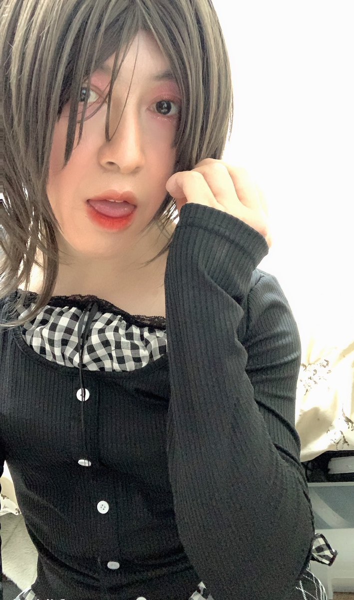 ikuminjosou's tweet photo. あっかんべー👅
#女装 #女装子 https://t.co/ncmo45GtIA