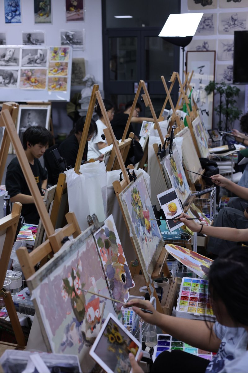 JulianneH95137's tweet photo. Explore a 10-min live sketching session at the pop-up art studio downtown! Grab your pen and turn ordinary moments into tiny art masterpieces—all materials provided. No experience needed, just bring your creativity! https://t.co/Mq0bewNQFJ