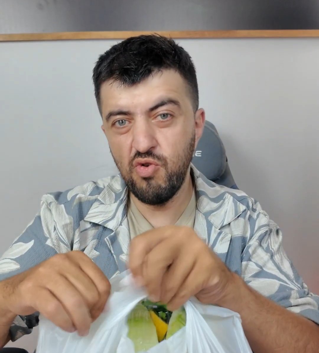NochandPatrick's tweet photo. @einkenjoyer Fast Food yemekten şuna dönüştün muhtemelen https://t.co/uWWBGM61Qv
