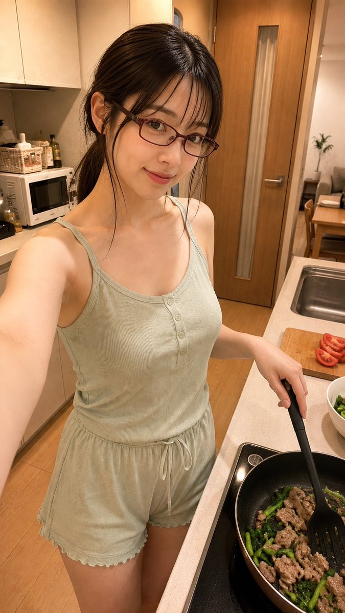 ayaka_loto_lab's tweet photo. 今日もお仕事お疲れさまでした☺️

帰宅して部屋着に着替えて、
夜ごはん作って、やっとのんびり🌿

何でもない平日の夜だけど、
こういう時間がけっこう好き。

今日も一日お疲れさまでした🌙

#日常 #会社員の日常 #仕事終わり #おうちごはん https://t.co/017nlh9SU3