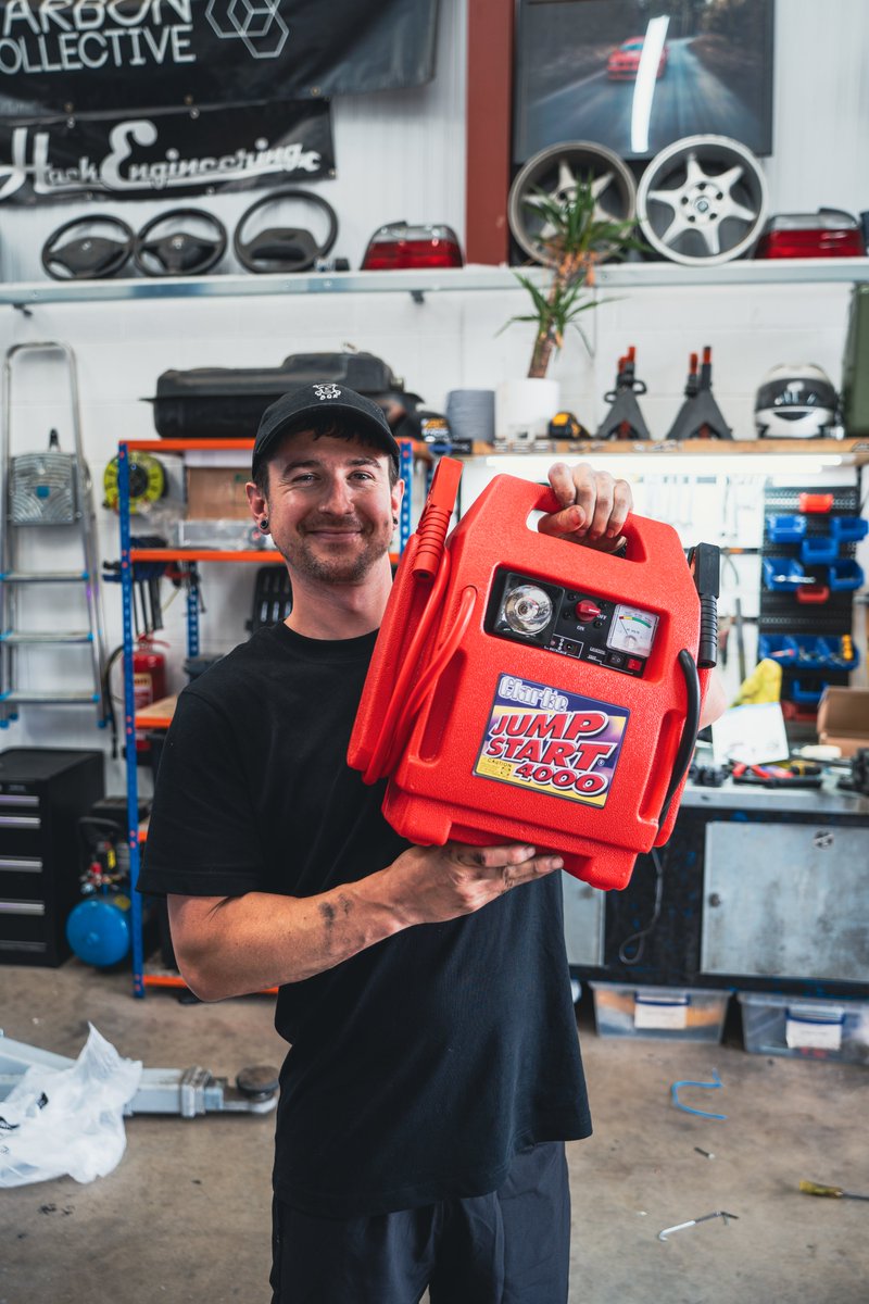 MachineMartUK's tweet photo. β‘π The Clarke JS4000 2200A Jumpstart came in handy in the latest episode with @boqer123 πͺπ
A handy bit of kit to keep close by and a great addition to any garage or workshop. π οΈπ
#JumpStart #GarageEssentials #WorkshopTools #CarTools #MechanicLife #Automotive https://t.co/6TMTYz2EbU