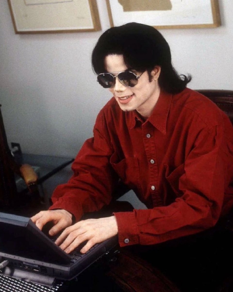 michaeljackson tweet picture